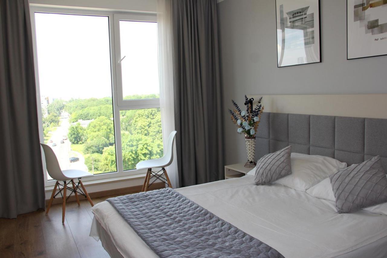 Warsaw Apartments - Luxury Top-View Aparthotel Bagian luar foto