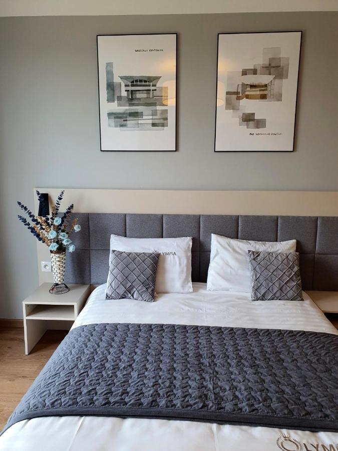 Warsaw Apartments - Luxury Top-View Aparthotel Bagian luar foto