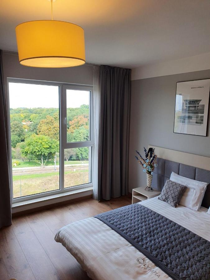 Warsaw Apartments - Luxury Top-View Aparthotel Bagian luar foto