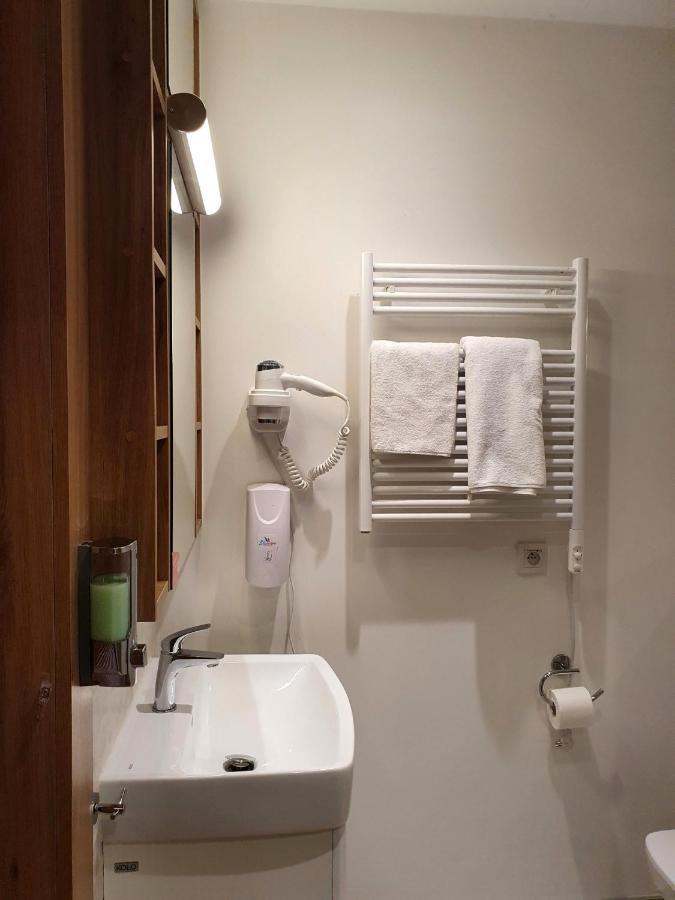 Warsaw Apartments - Luxury Top-View Aparthotel Bagian luar foto