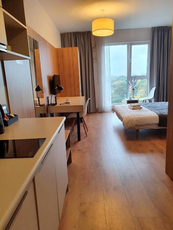 Warsaw Apartments - Luxury Top-View Aparthotel Bagian luar foto