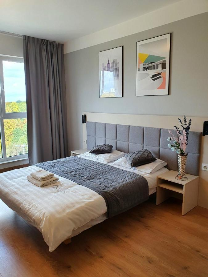 Warsaw Apartments - Luxury Top-View Aparthotel Bagian luar foto