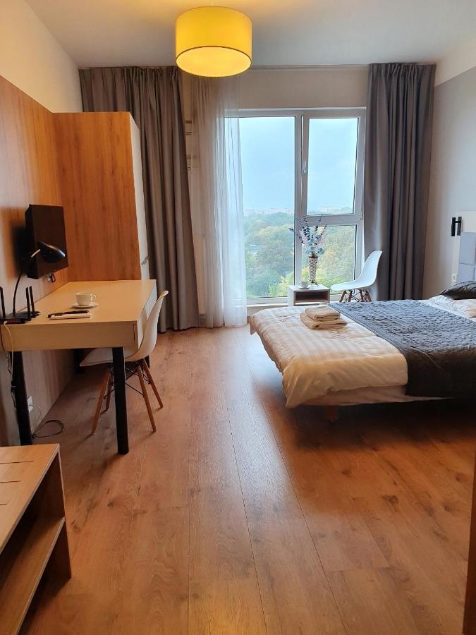 Warsaw Apartments - Luxury Top-View Aparthotel Bagian luar foto